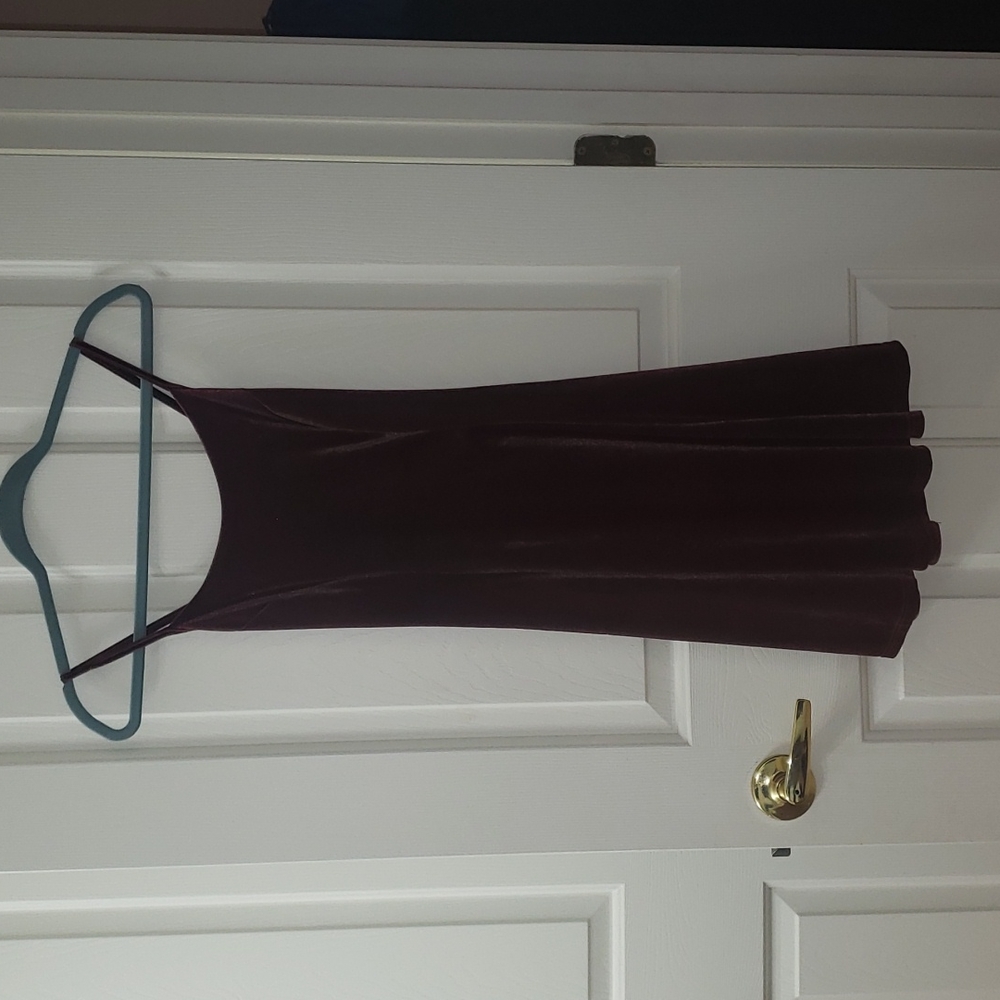 Wine velvet cocktail dress